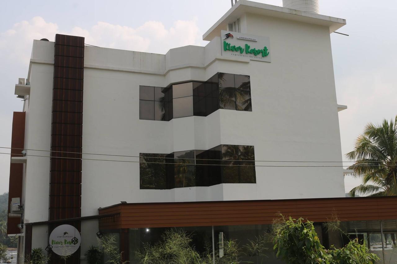 Athirapilly River Resort Athirappilly Exterior photo